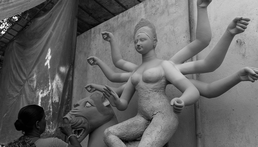 Barsul Bonedi Barir Puja Parikrama 2024: The Must-Visit Pandals